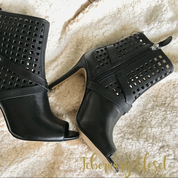 SOLD. Black Heels by Guess - Picture 4 of 7